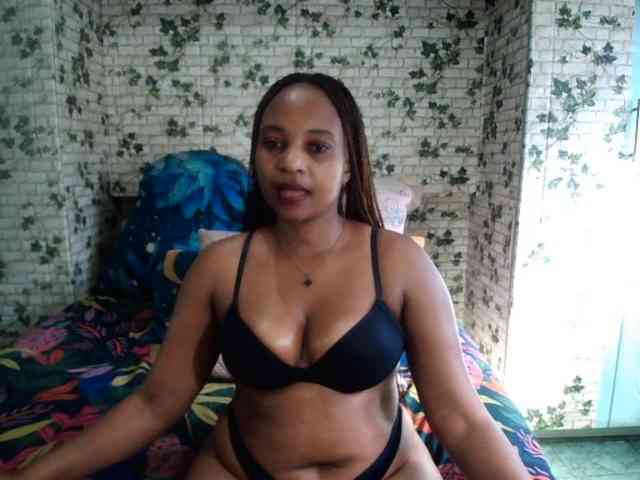 Ebonyseduction00 webcam