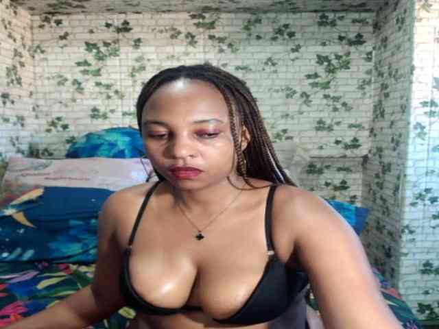 Ebonyseduction00 webcam