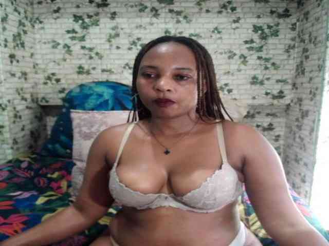 Ebonyseduction00 webcam
