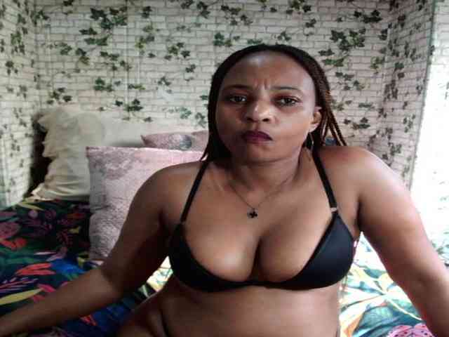Ebonyseduction00 webcam
