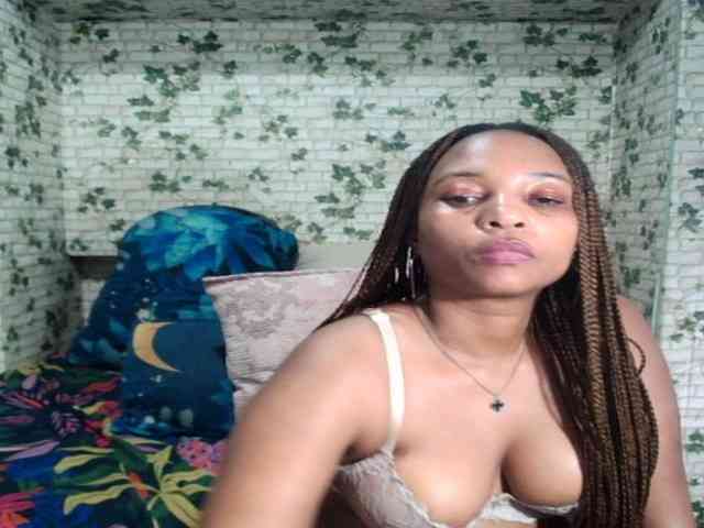 Ebonyseduction00 webcam