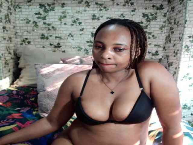 Ebonyseduction00 webcam
