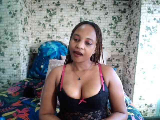 Ebonyseduction00 webcam