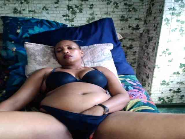 Ebonyseduction00 webcam
