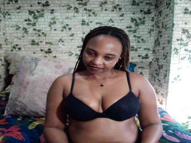 Ebonyseduction00 webcam