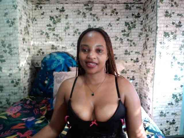 Ebonyseduction00 webcam