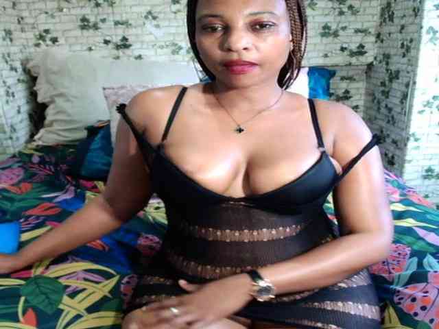Ebonyseduction00 webcam