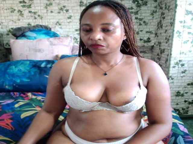Ebonyseduction00 webcam
