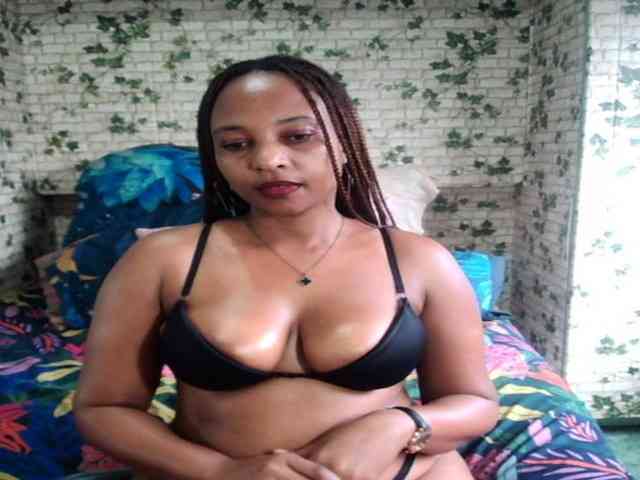 Ebonyseduction00 webcam