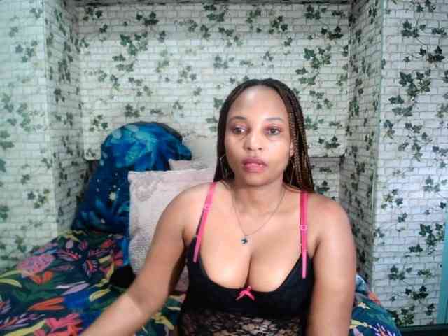 Ebonyseduction00 webcam