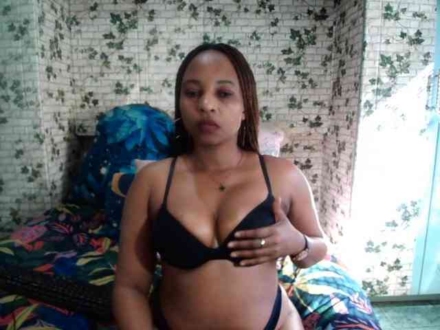Ebonyseduction00 webcam