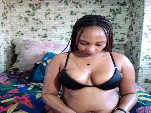 Ebonyseduction00 webcam