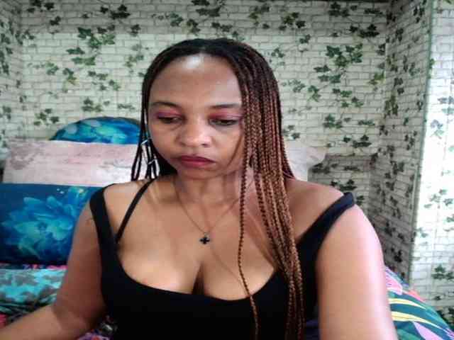 Ebonyseduction00 webcam