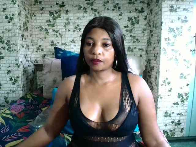 Ebonyseduction00 webcam