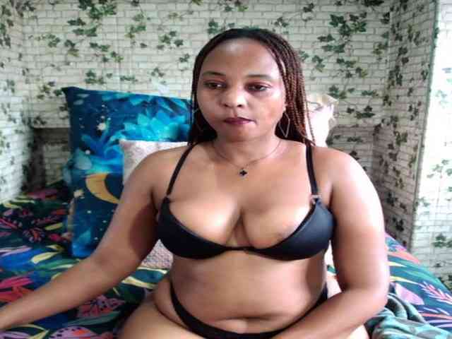 Ebonyseduction00 webcam