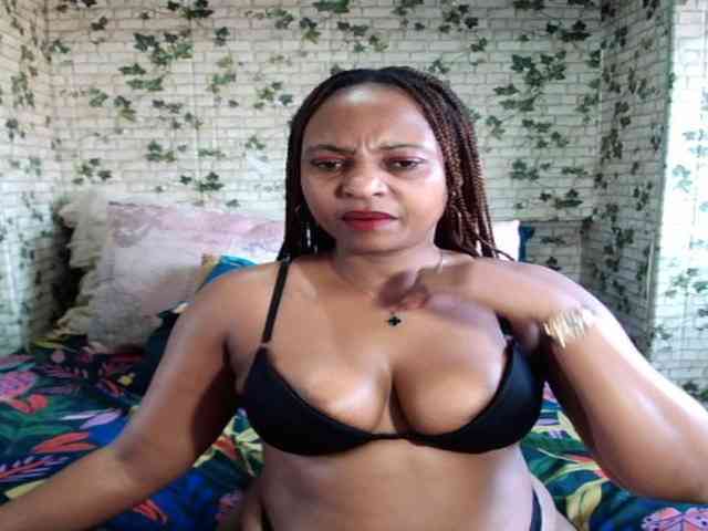 Ebonyseduction00 webcam