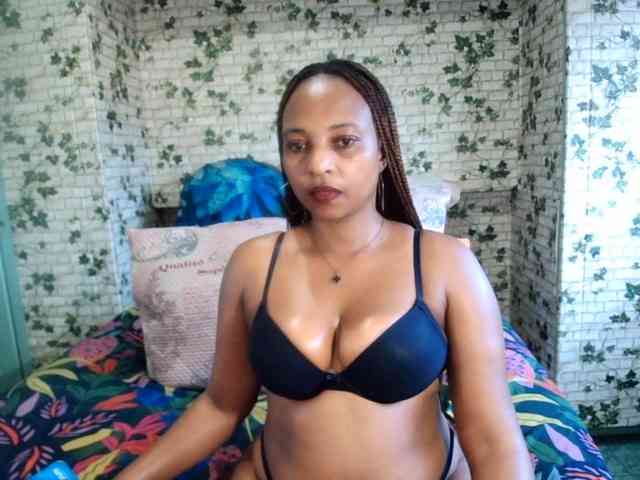 Ebonyseduction00 webcam