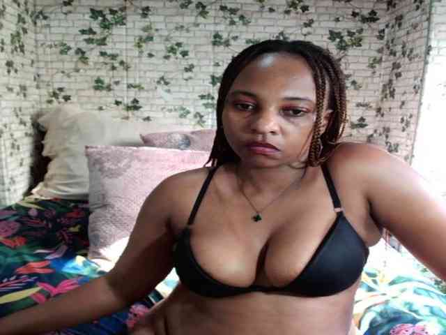 Ebonyseduction00 webcam