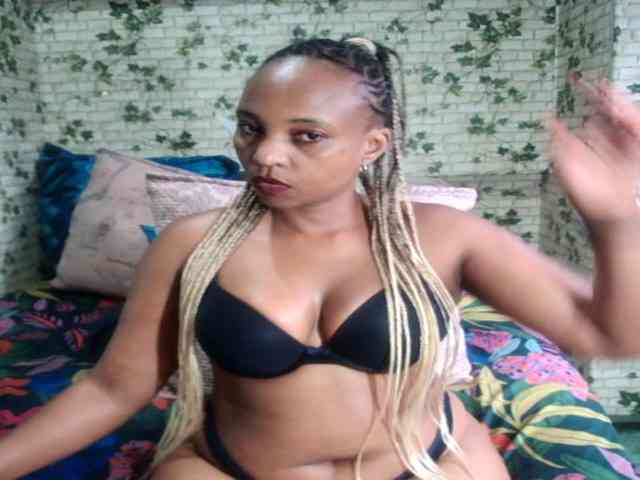 Ebonyseduction00 webcam
