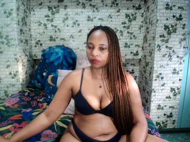 Ebonyseduction00 webcam