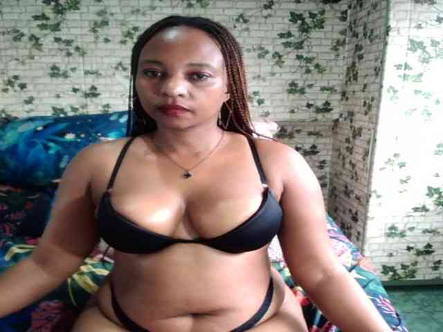 Ebonyseduction00 webcam