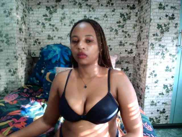 Ebonyseduction00 webcam