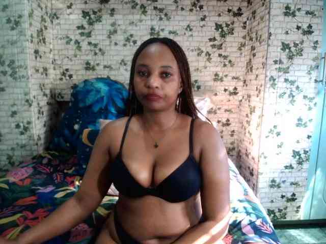 Ebonyseduction00 webcam