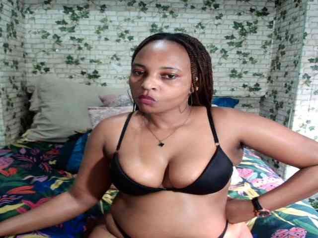 Ebonyseduction00 webcam