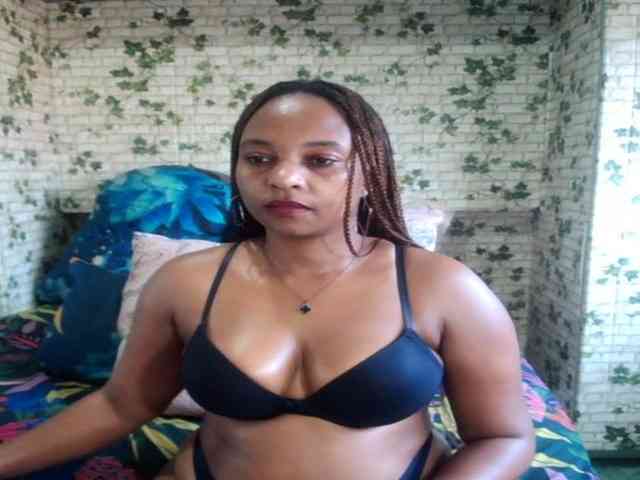 Ebonyseduction00 webcam