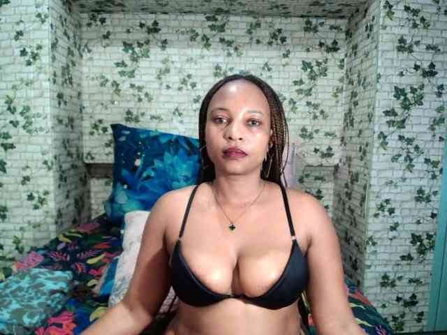 Ebonyseduction00 webcam