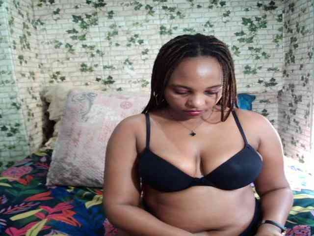 Ebonyseduction00 webcam