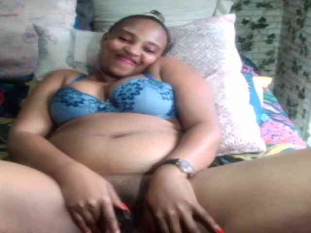 Ebonyseduction00 webcam
