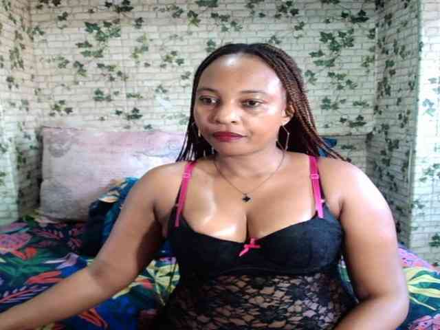 Ebonyseduction00 webcam