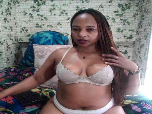 Ebonyseduction00 webcam