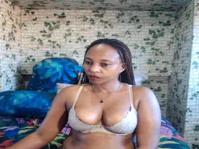 Ebonyseduction00 webcam