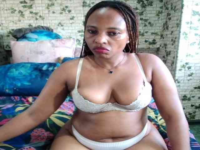 Ebonyseduction00 webcam