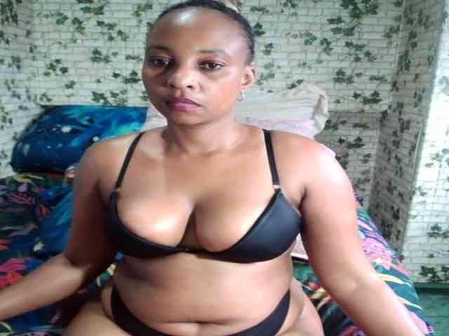 Ebonyseduction00 webcam