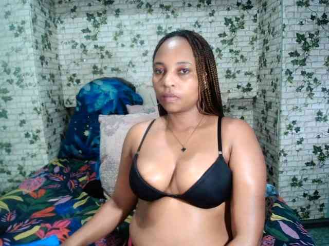 Ebonyseduction00 webcam