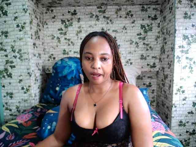 Ebonyseduction00 webcam