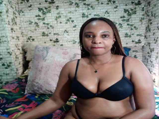Ebonyseduction00 webcam
