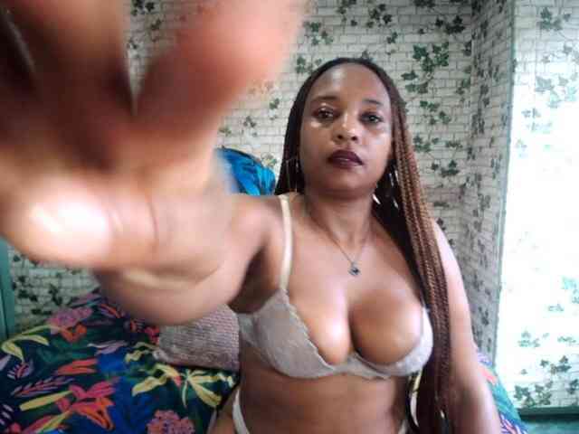 Ebonyseduction00 webcam
