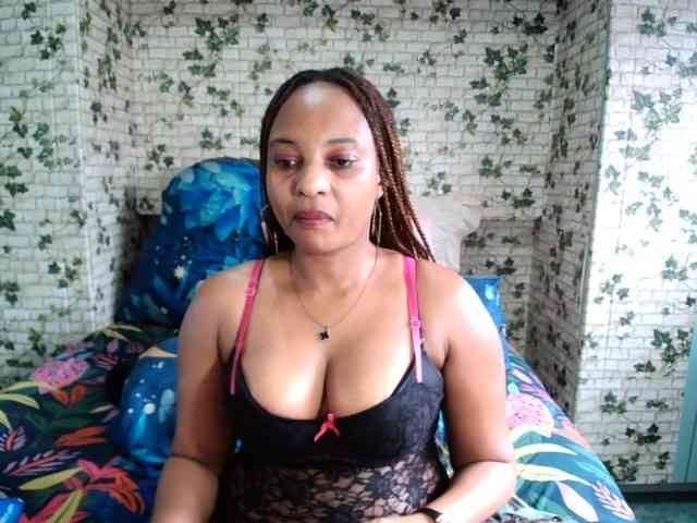 Ebonyseduction00 webcam