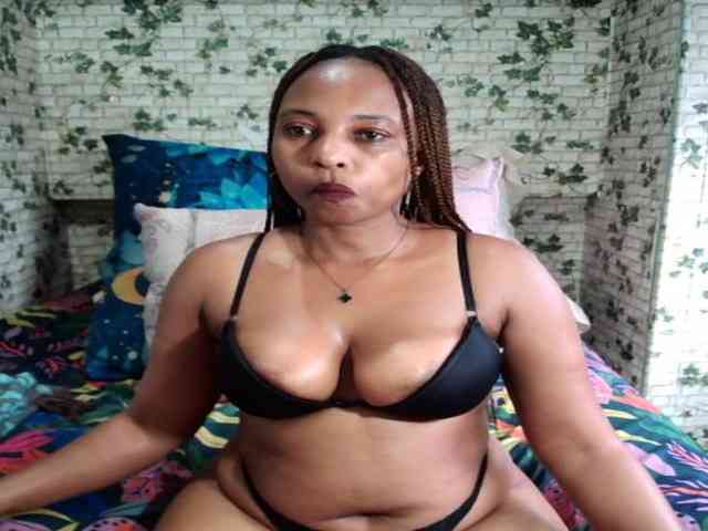 Ebonyseduction00 webcam