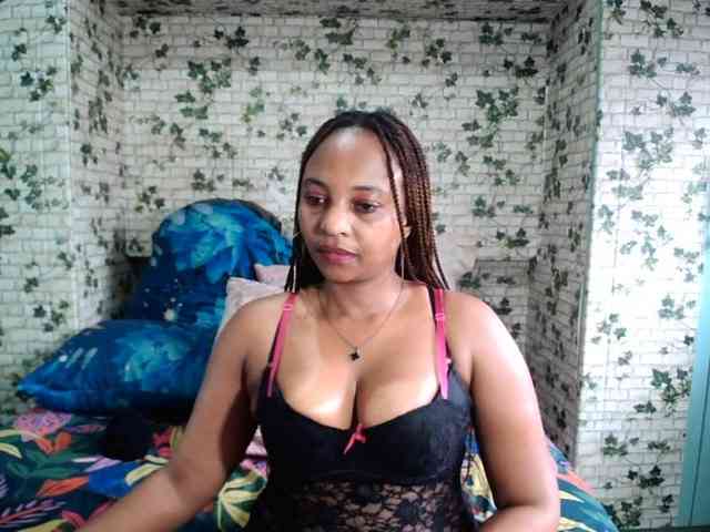 Ebonyseduction00 webcam