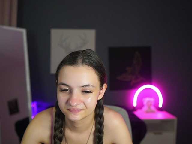 Zoenica live cam on BongaCams