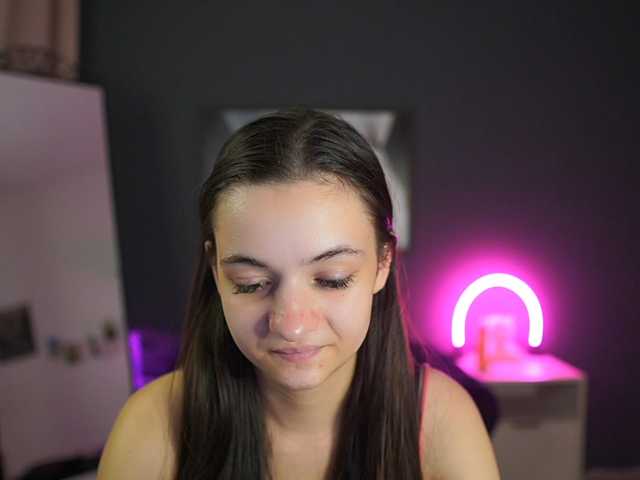 Zoenica live cam on BongaCams