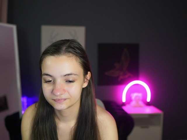 Zoenica live cam on BongaCams