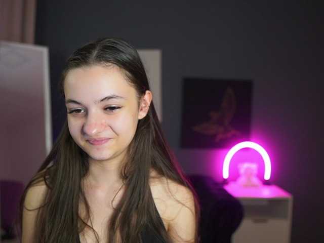 Zoenica live cam on BongaCams