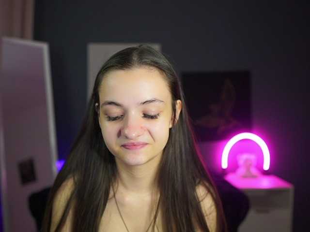 Zoenica live cam on BongaCams