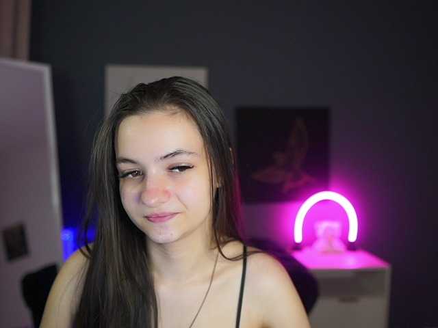 Zoenica live cam on BongaCams